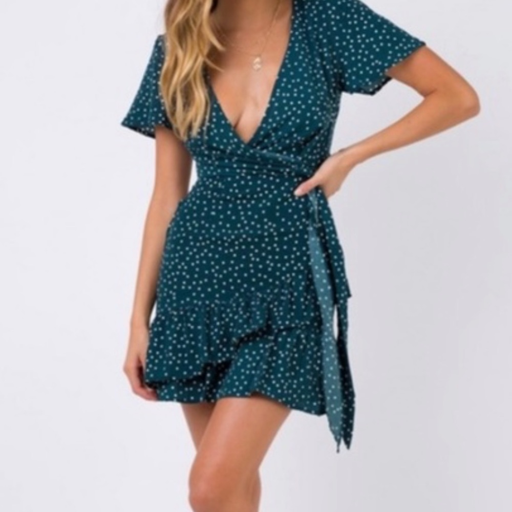 Princess Polly | Dresses | Princess Polly Green Polka Dot Dress